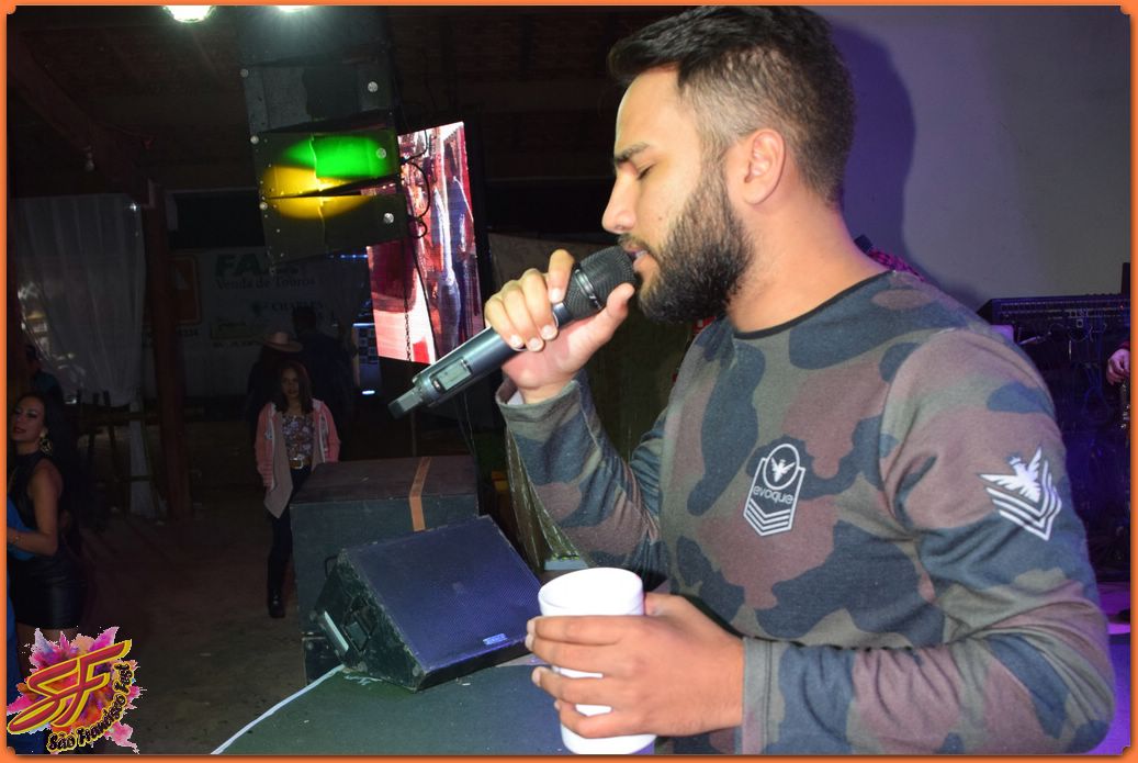 BAILE DA RAINHA DA EXPOVALE 2019